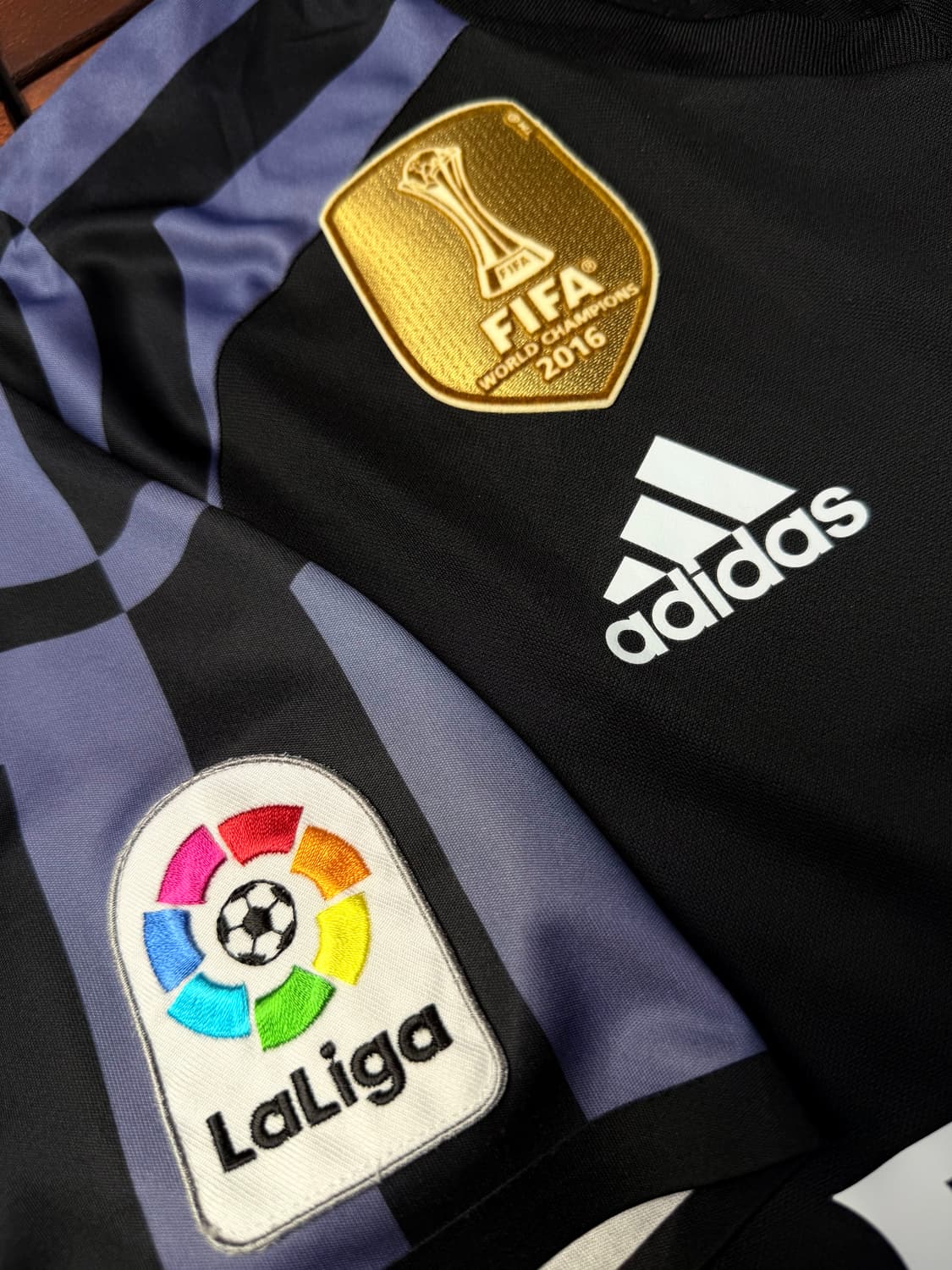 16-17 레알 마드리드 써드 어센틱 상품이미지4