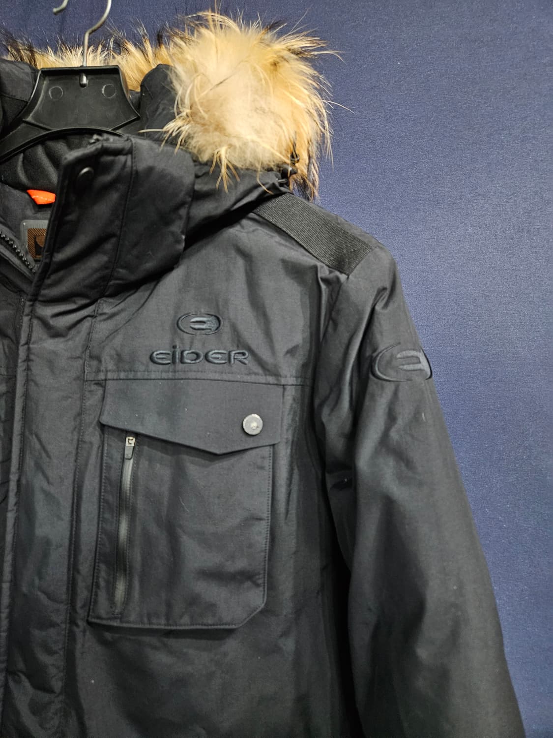 아이더 700필 디펜더 블랙 남성 95 덕다운 패딩  상품이미지4