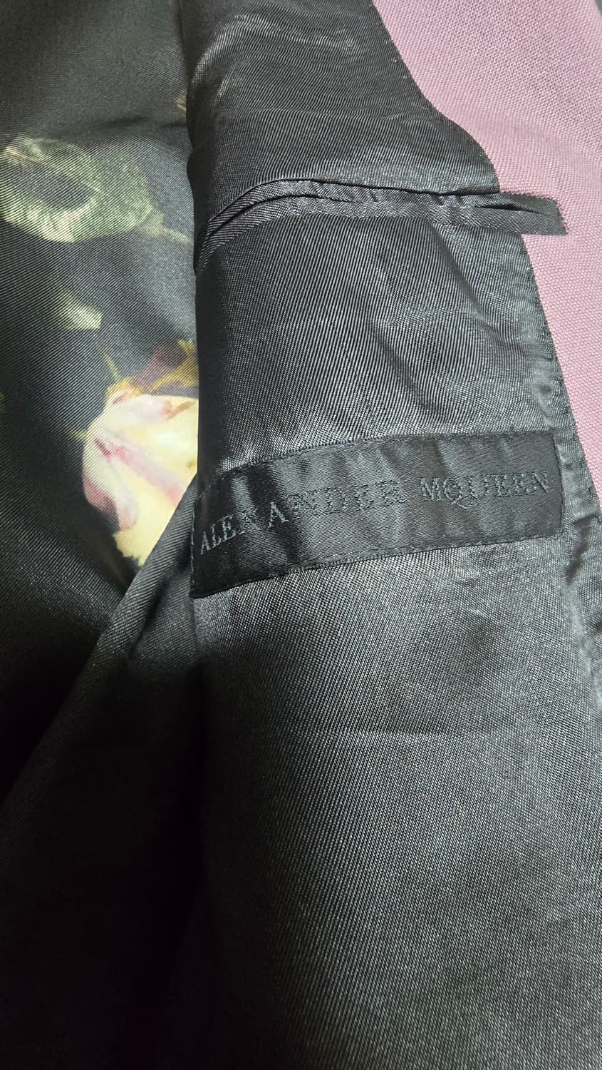 러블리한 Alexander McQueen 수트 상품이미지2