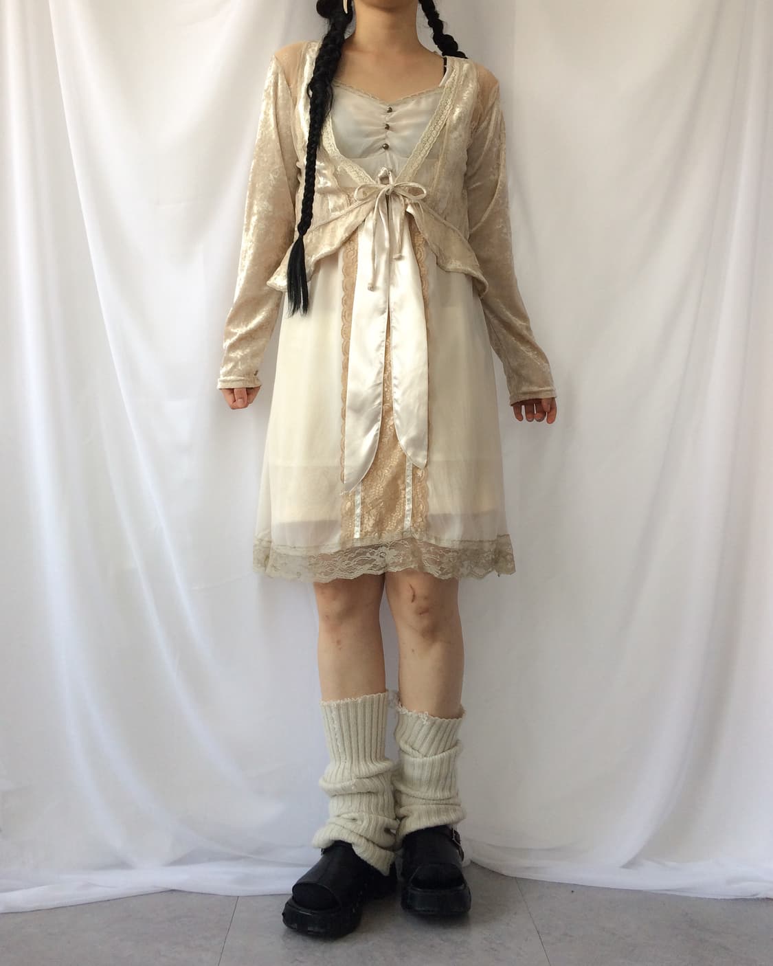 Lace trimming tied point sleeveless onep 상품이미지10