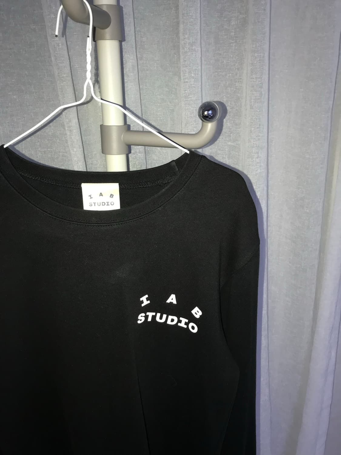 아이앱 스튜디오 블랙 롱슬리브 S 상품이미지3