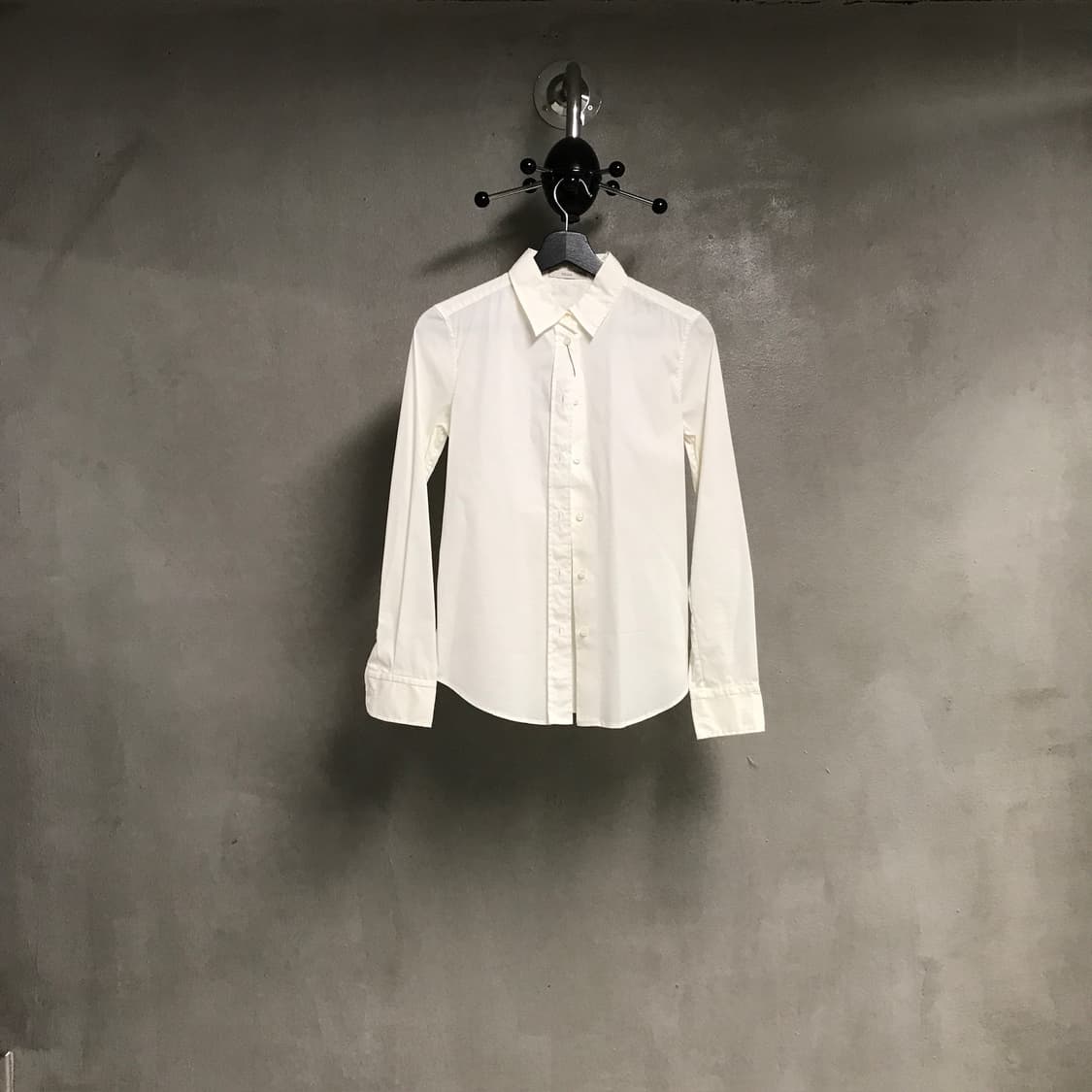 프라다 셔츠 화이트 38(W) 상품이미지1