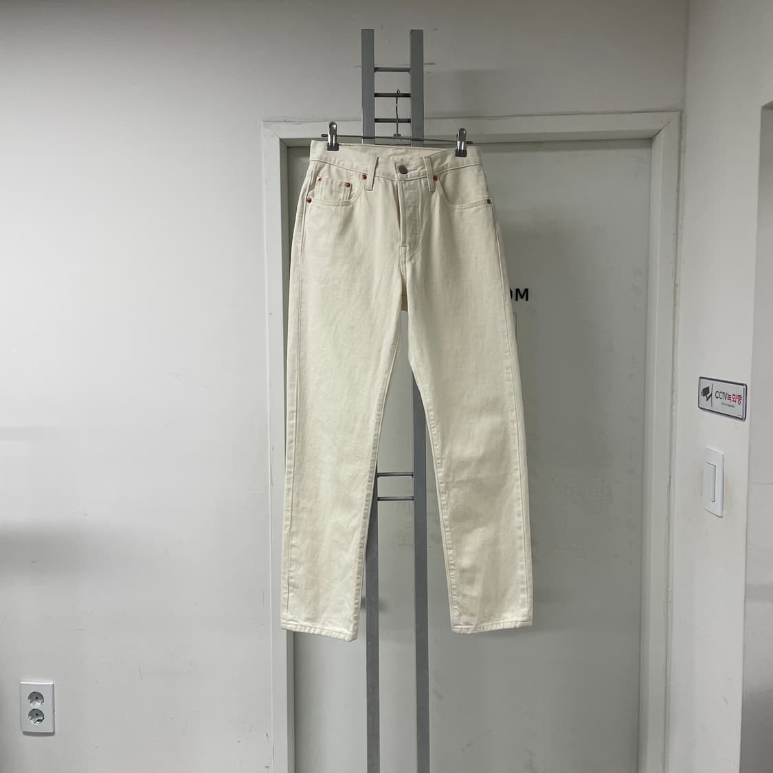 리바이스 501 화이트 데님 팬츠 W25 L28 상품이미지5