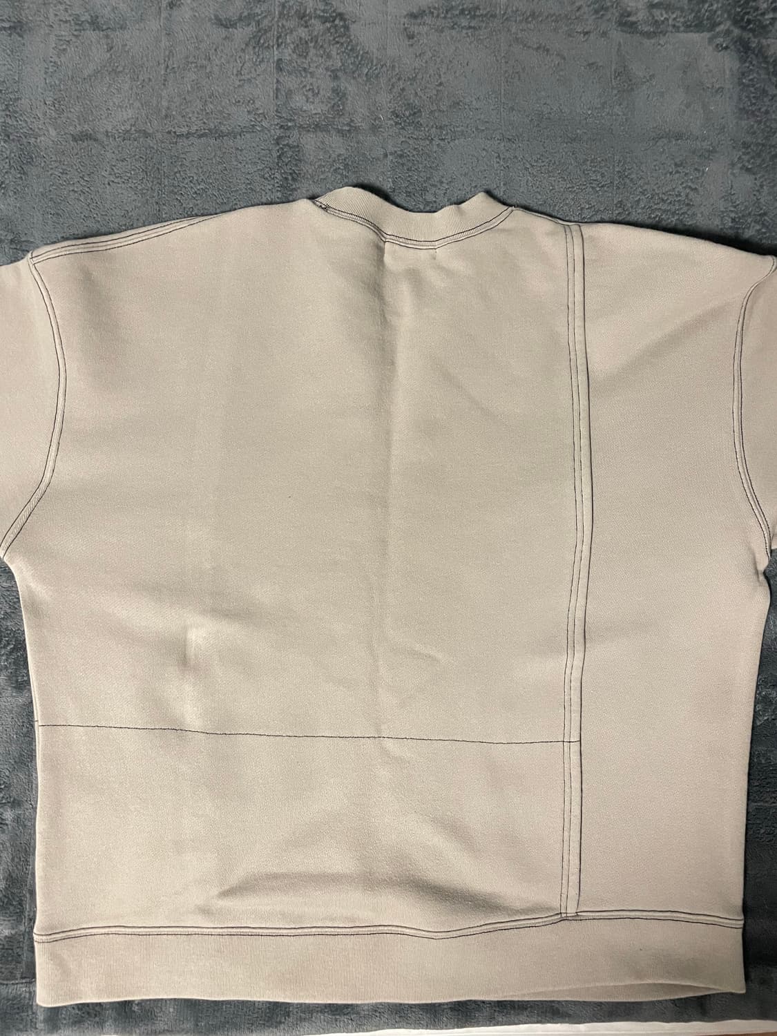 레이어 유니온 오버사이즈 맨투맨 베이지 상품이미지2