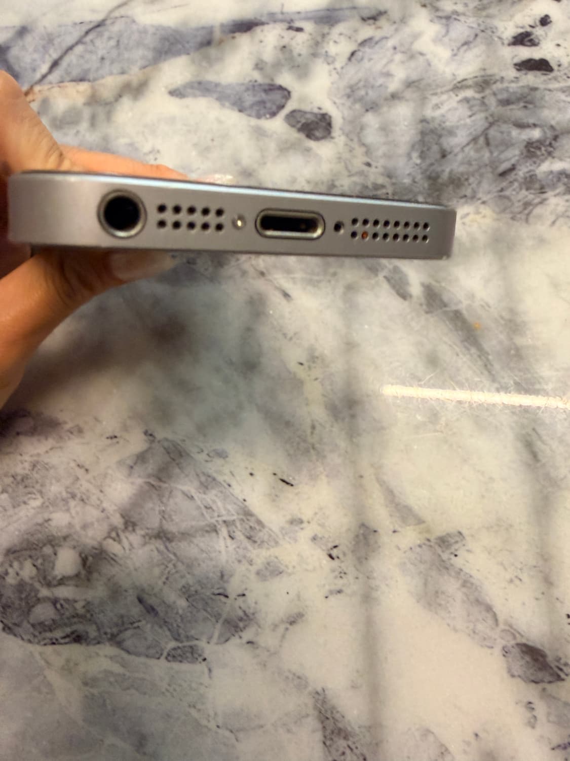 아이폰se 스페이스그레이 32기가 배터리100 상품이미지6