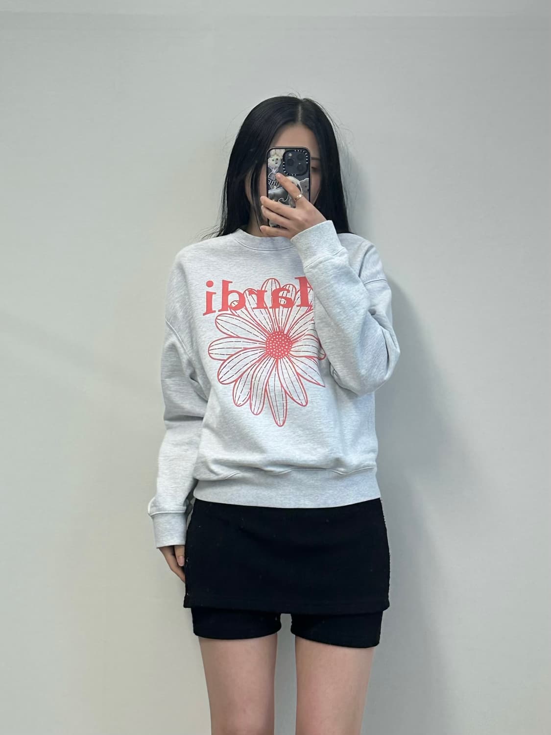 마르디 메크르디 빅로고 백메란지 맨투맨 상품이미지1