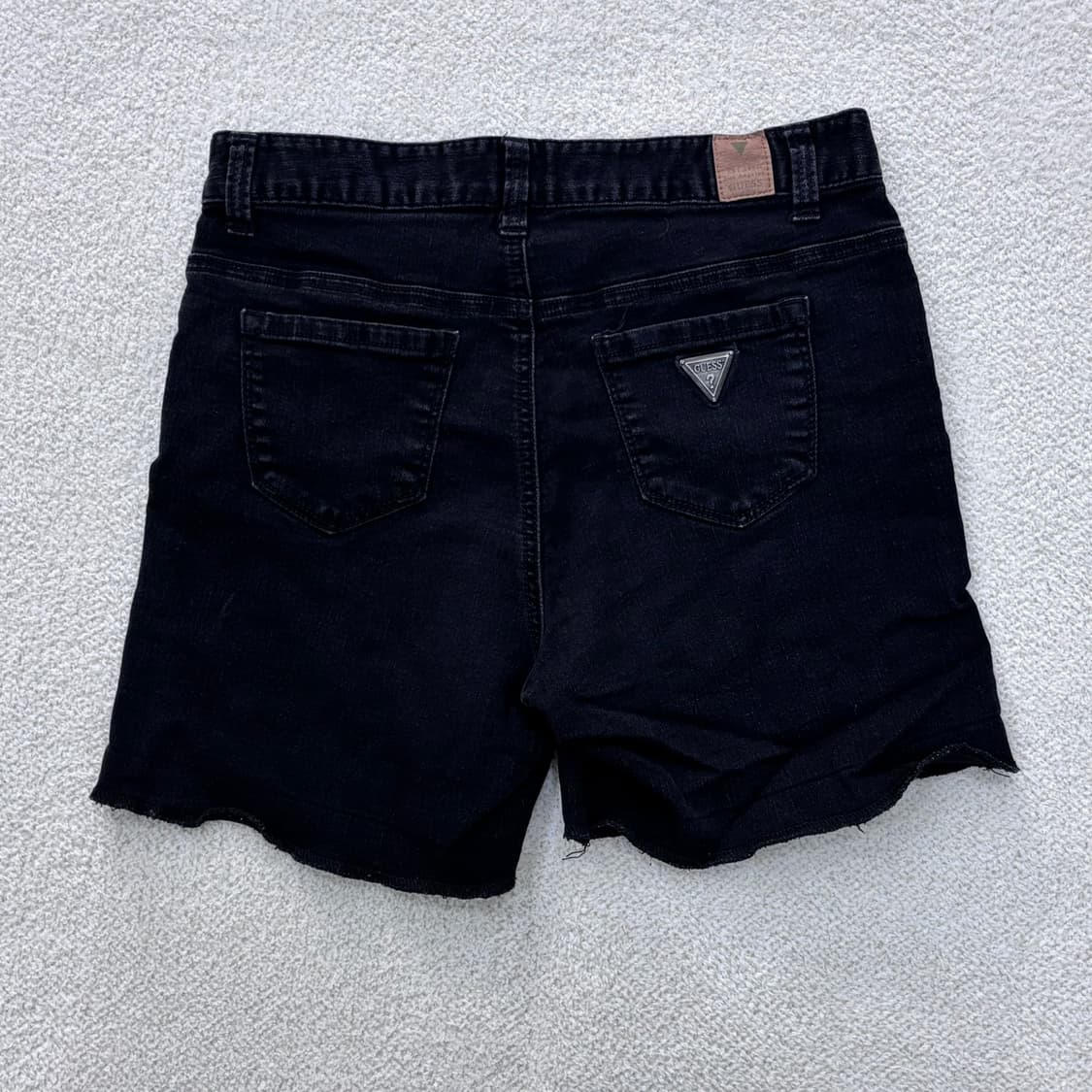 27 게스 여성 흑청 데님 반바지 0313E 상품이미지2