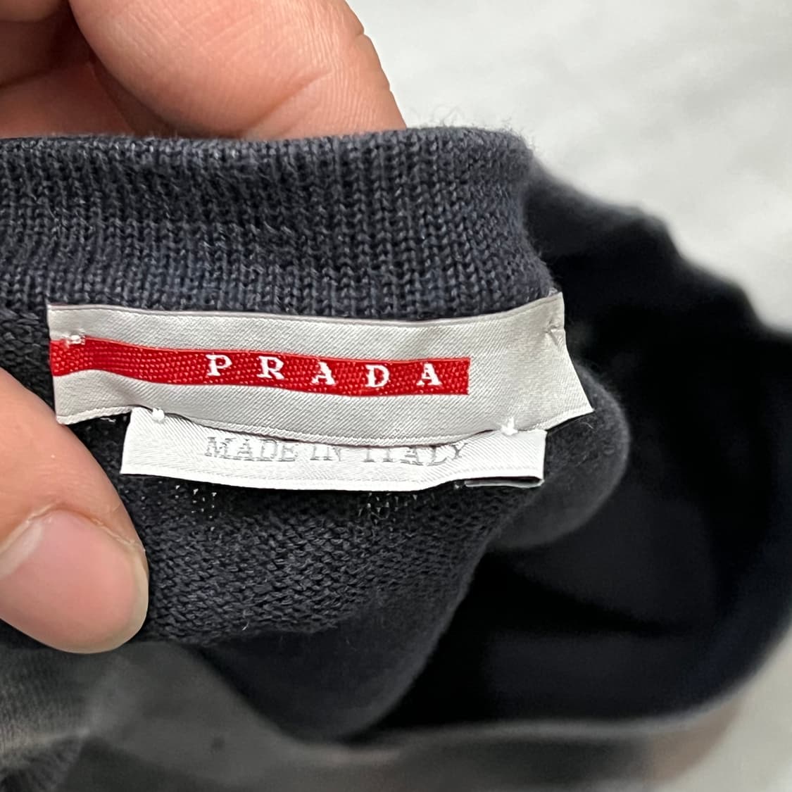  프라다 브이넥 니트 +명품감정서 y15707 상품이미지5