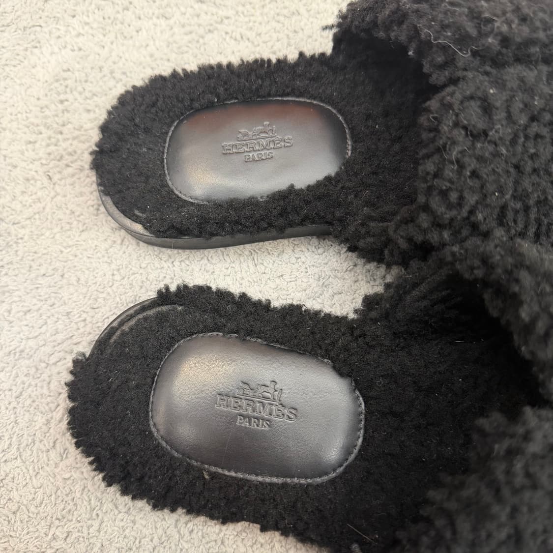 에르메스 이즈미르 시어링 퍼 샌들 슬리퍼 상품이미지4