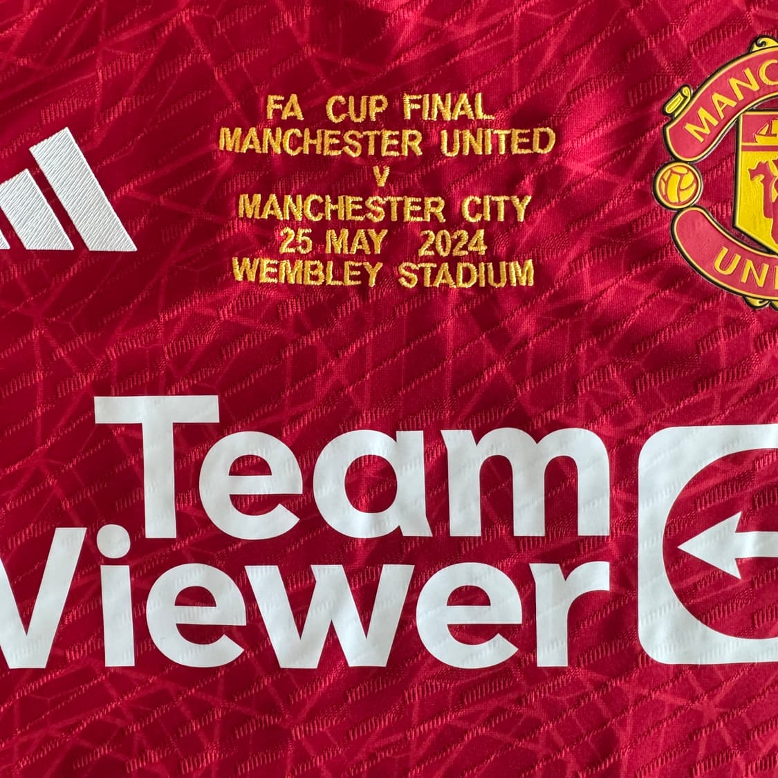 23-24 맨체스터 유나이티드 홈 어센틱 유니폼 브루노 페르난데스 상품이미지5