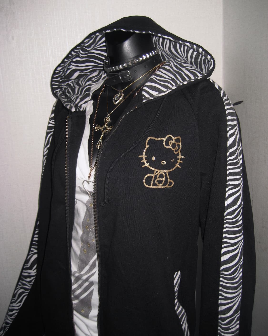 헬로키티 지브라 후드집업 오네갸루 펑크 상품이미지7