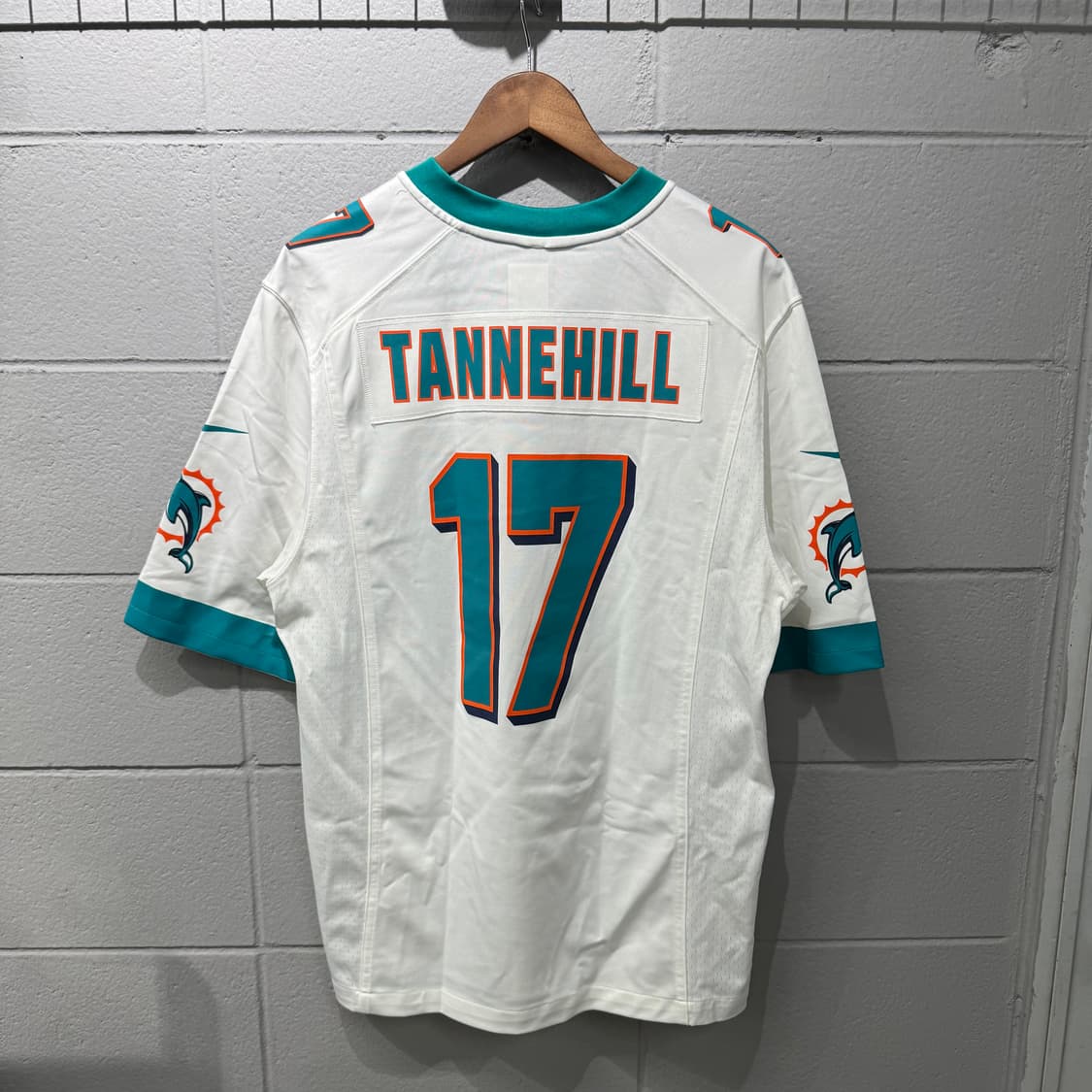 나이키 NFL 마이애미 돌핀스 17번 마이클 웸블러 유니폼 상품이미지3