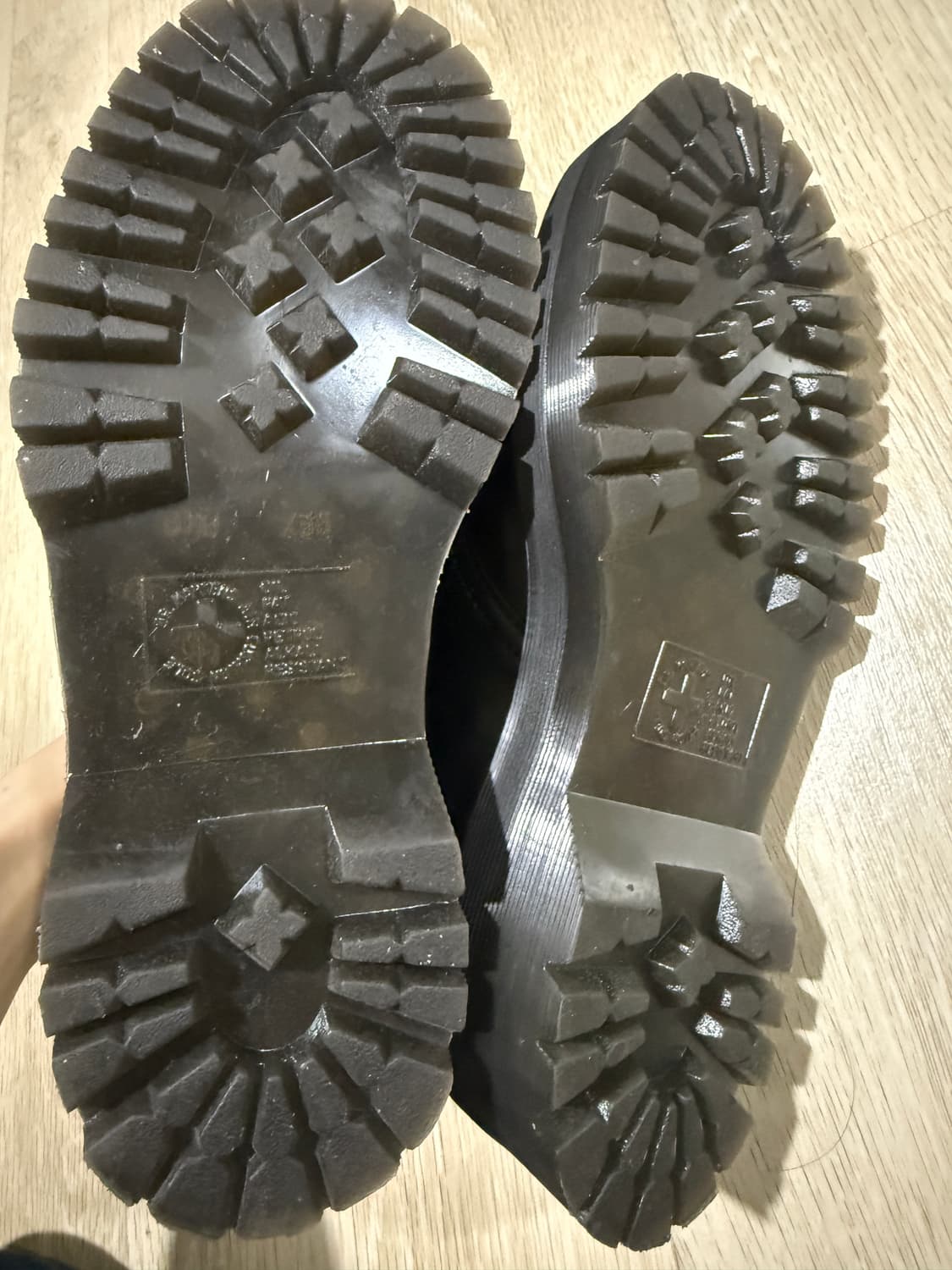 닥터마틴1461 쿼드 UK6 (250) 상품이미지3