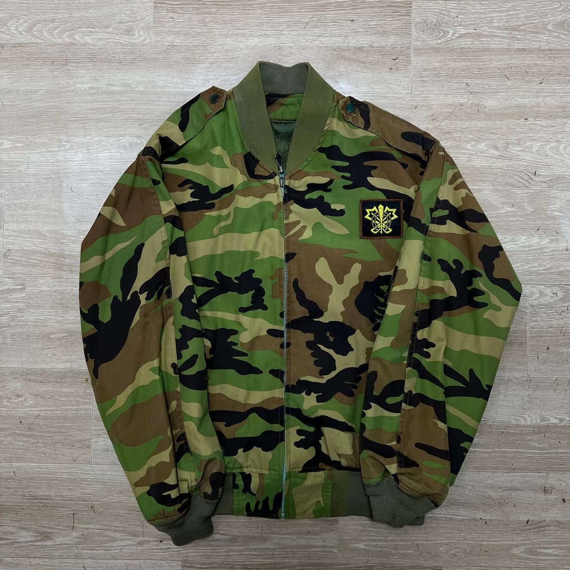 밀리터리 카모플라쥬 와펜 포인트 항공점퍼 [카키] L/100 상품이미지1