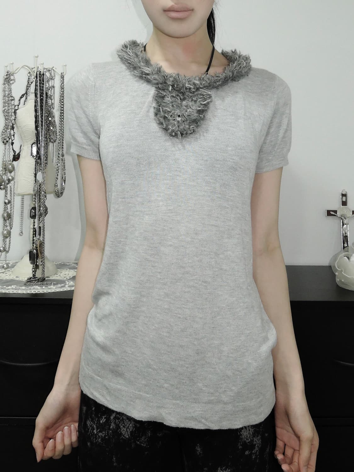 Fur-Trimmed Knit Top 상품이미지2