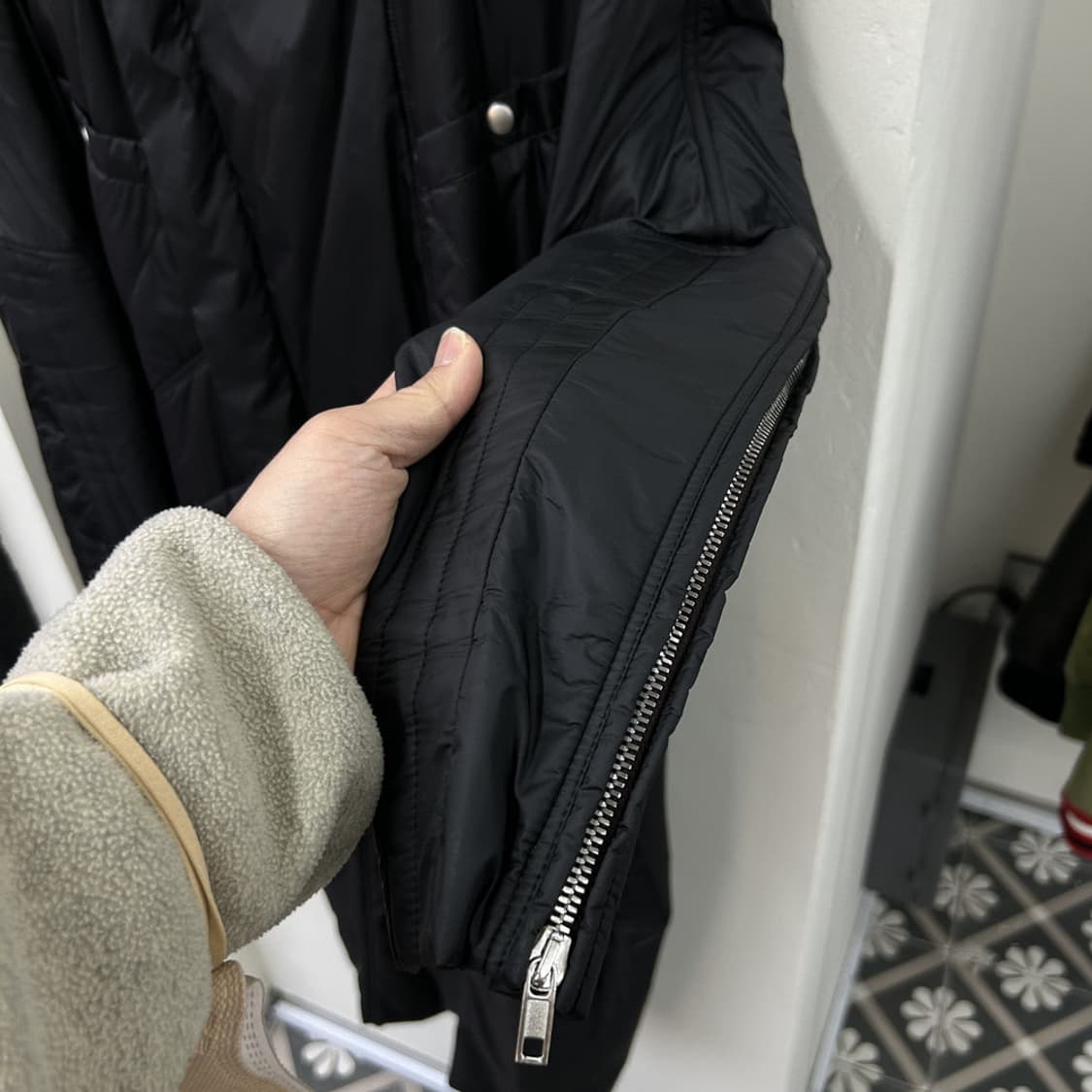 16395 - 20F/W 릭오웬스 오버사이즈 패디드 코트 상품이미지3