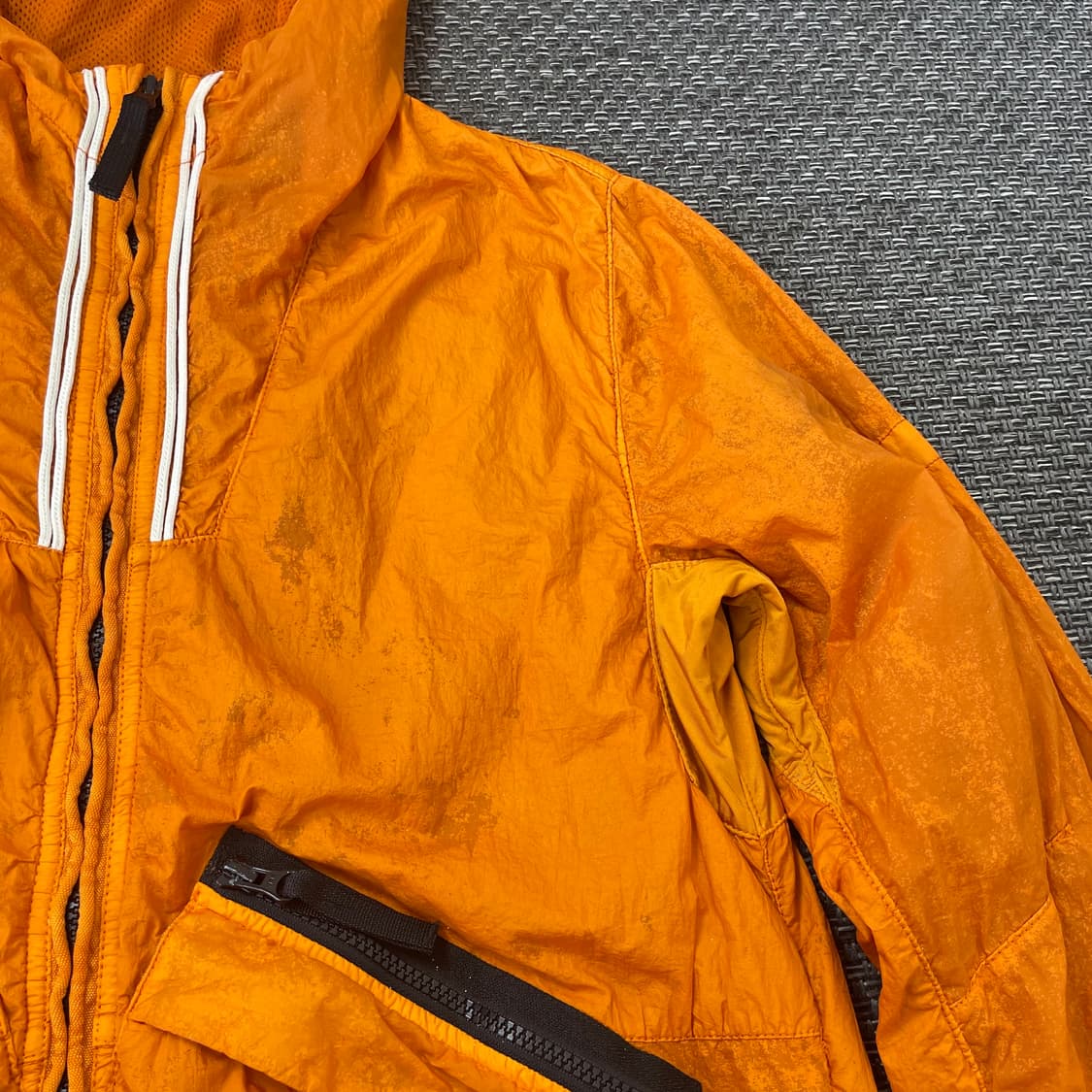 스톤아일랜드 오렌지 폴리 후드 바람막이 자켓 상품이미지4