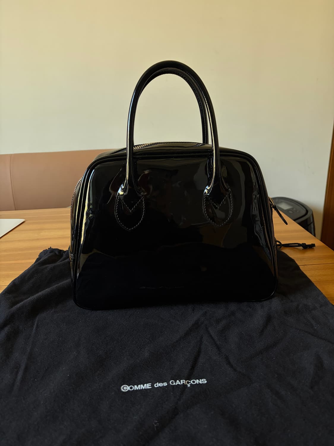 꼼데가르송 아오야마백 3호 애나멜 상품이미지1