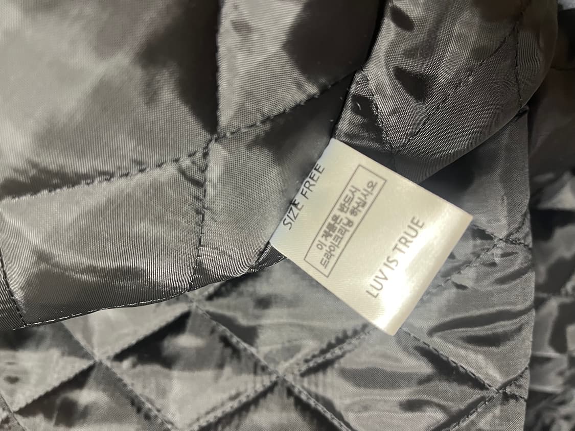 러브이즈트루 LVT VARSITY JACKET(BLUE) 상품이미지7