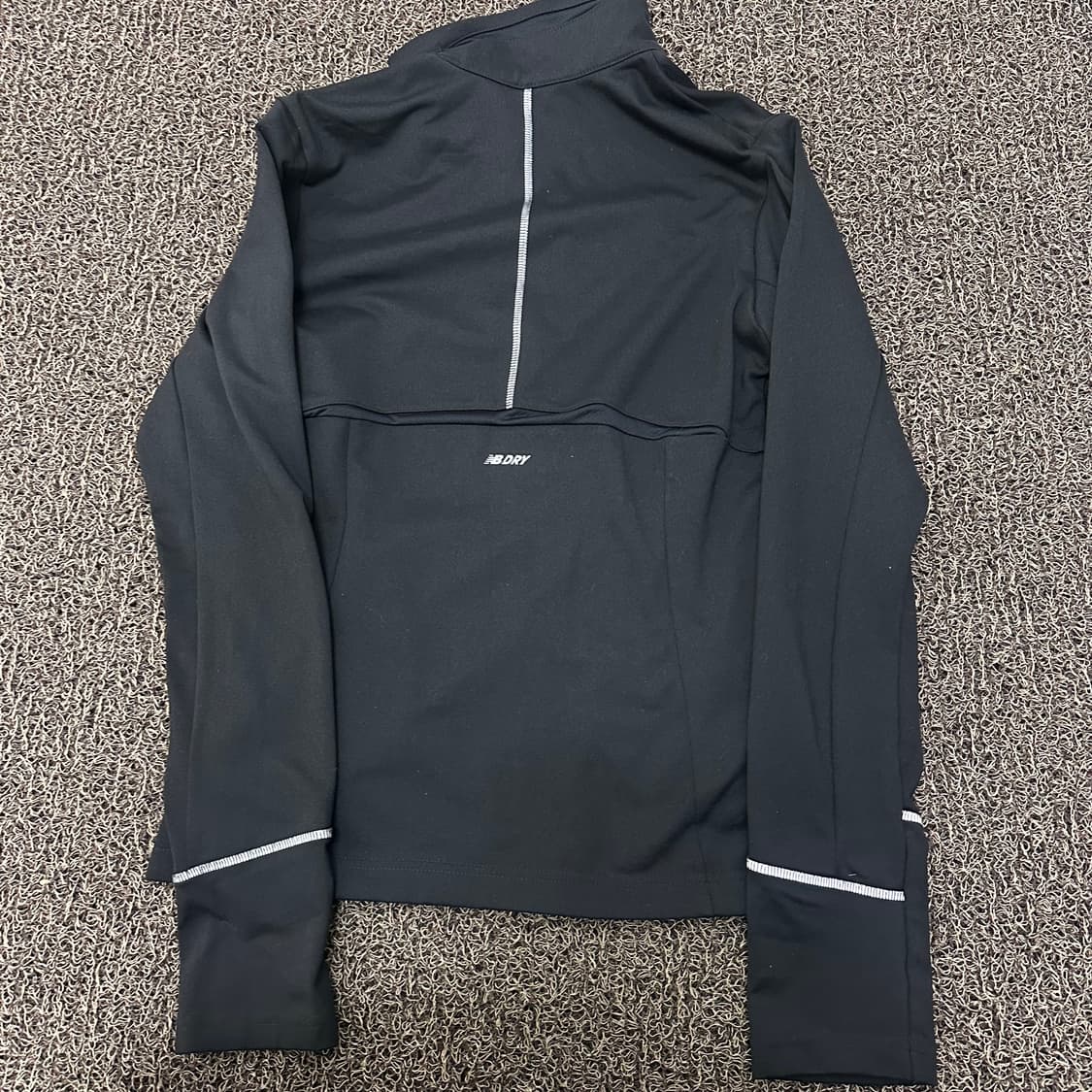 뉴발란스 여성 기능성 집업 져지 운동복 블랙 90(M) 상품이미지6