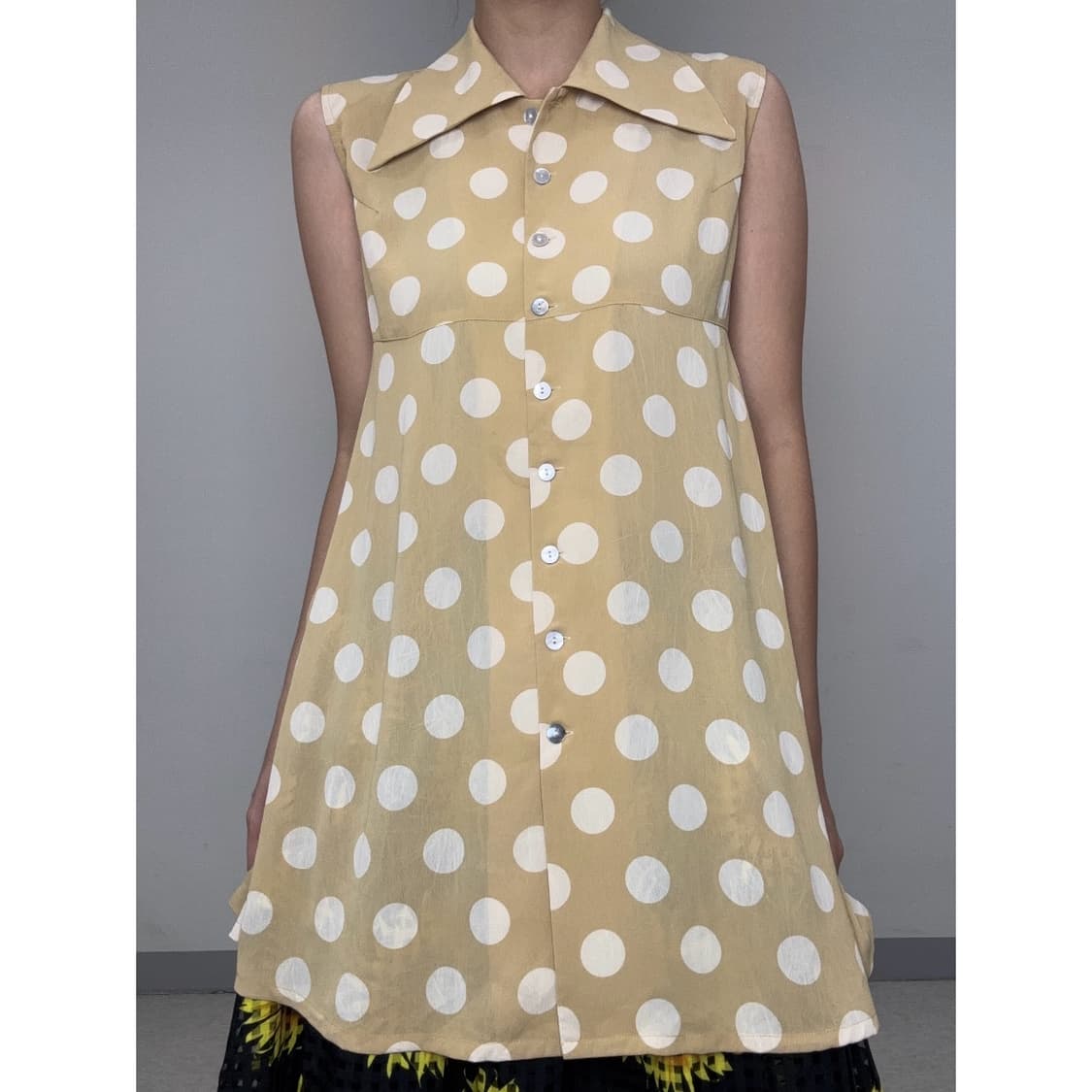 빈티지 도트 슬리브리스 블라우스 상품이미지1