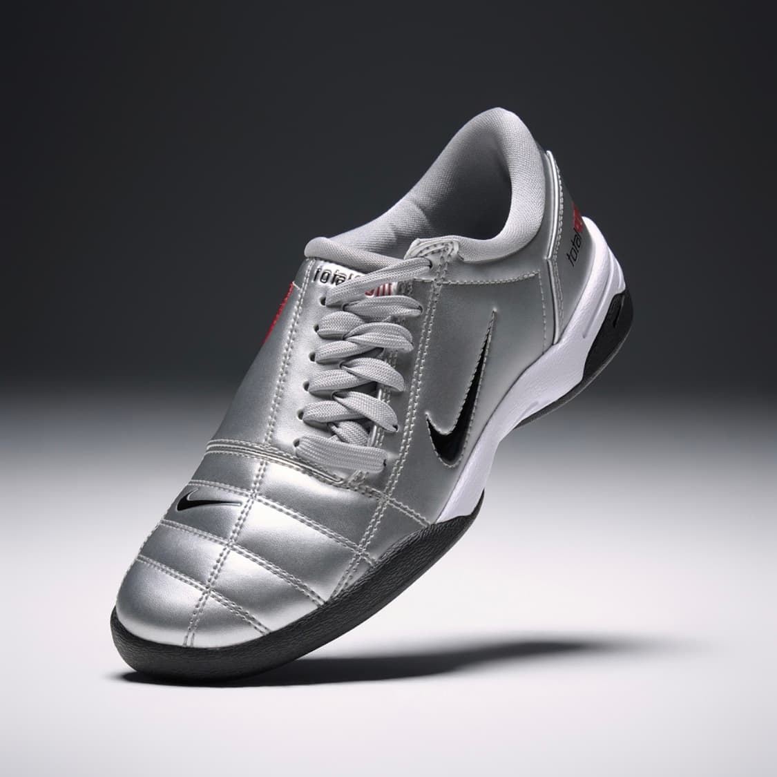 나이키 토탈 90 W 메탈릭 실버 245 상품이미지5