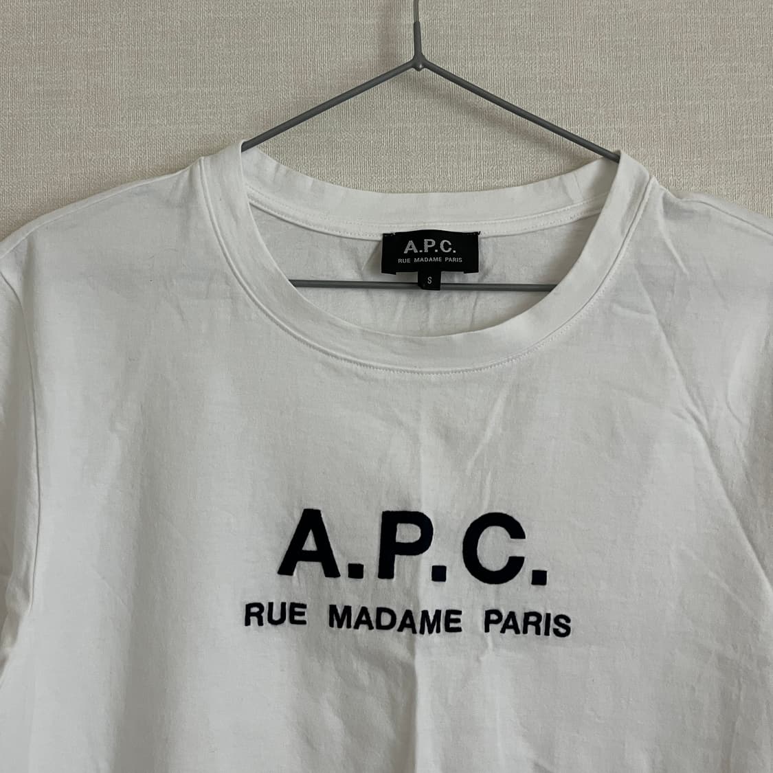 아페쎄 일본한정 로고 자수 반팔티 상품이미지2