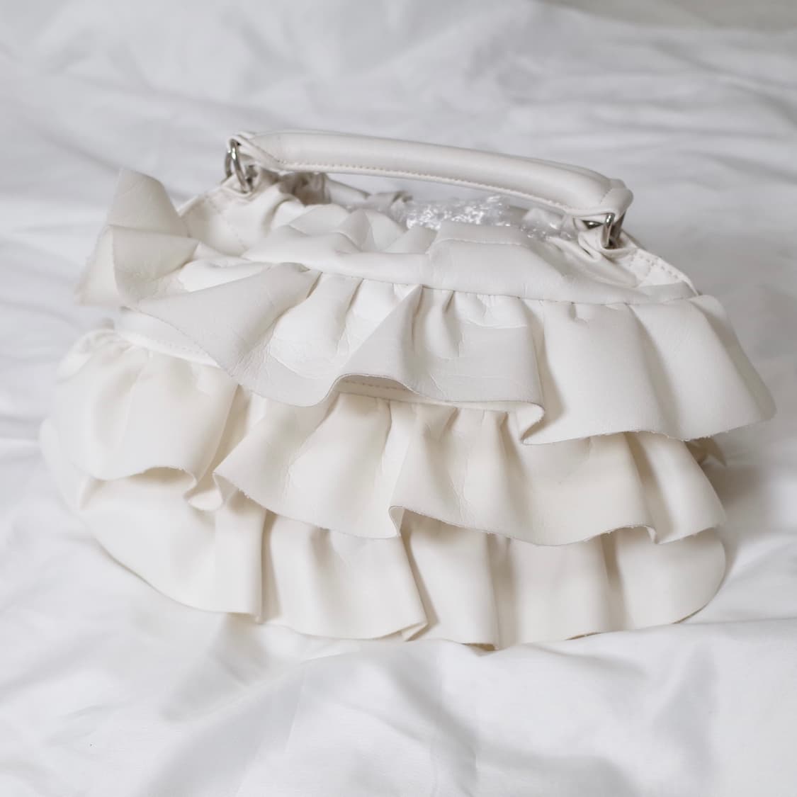 꼼데가르송 프릴백 상품이미지1