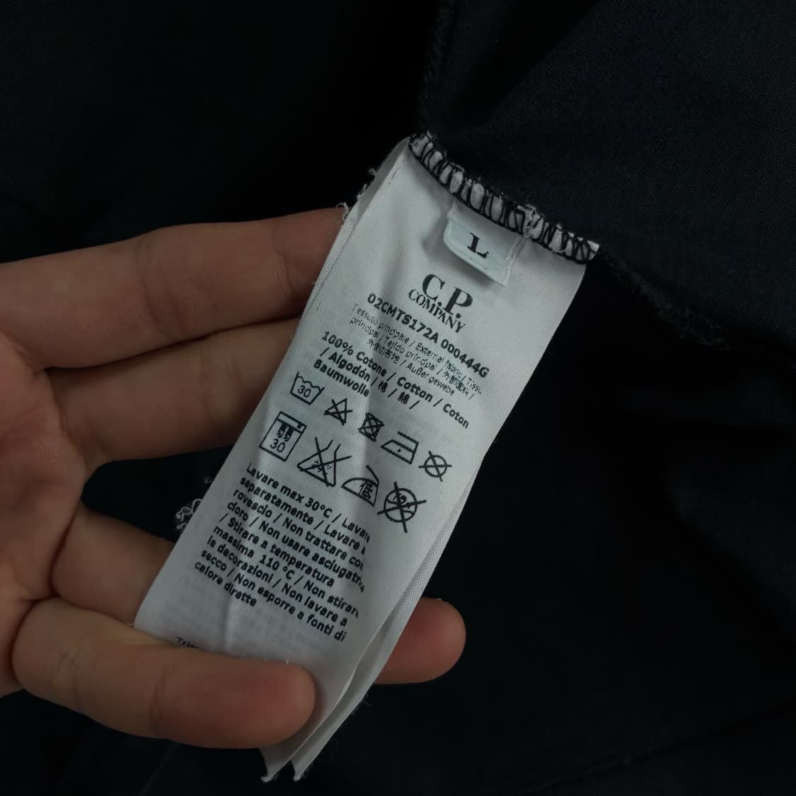 C.P company  씨피하우스 프린팅 로고 블랙 반팔티  상품이미지4