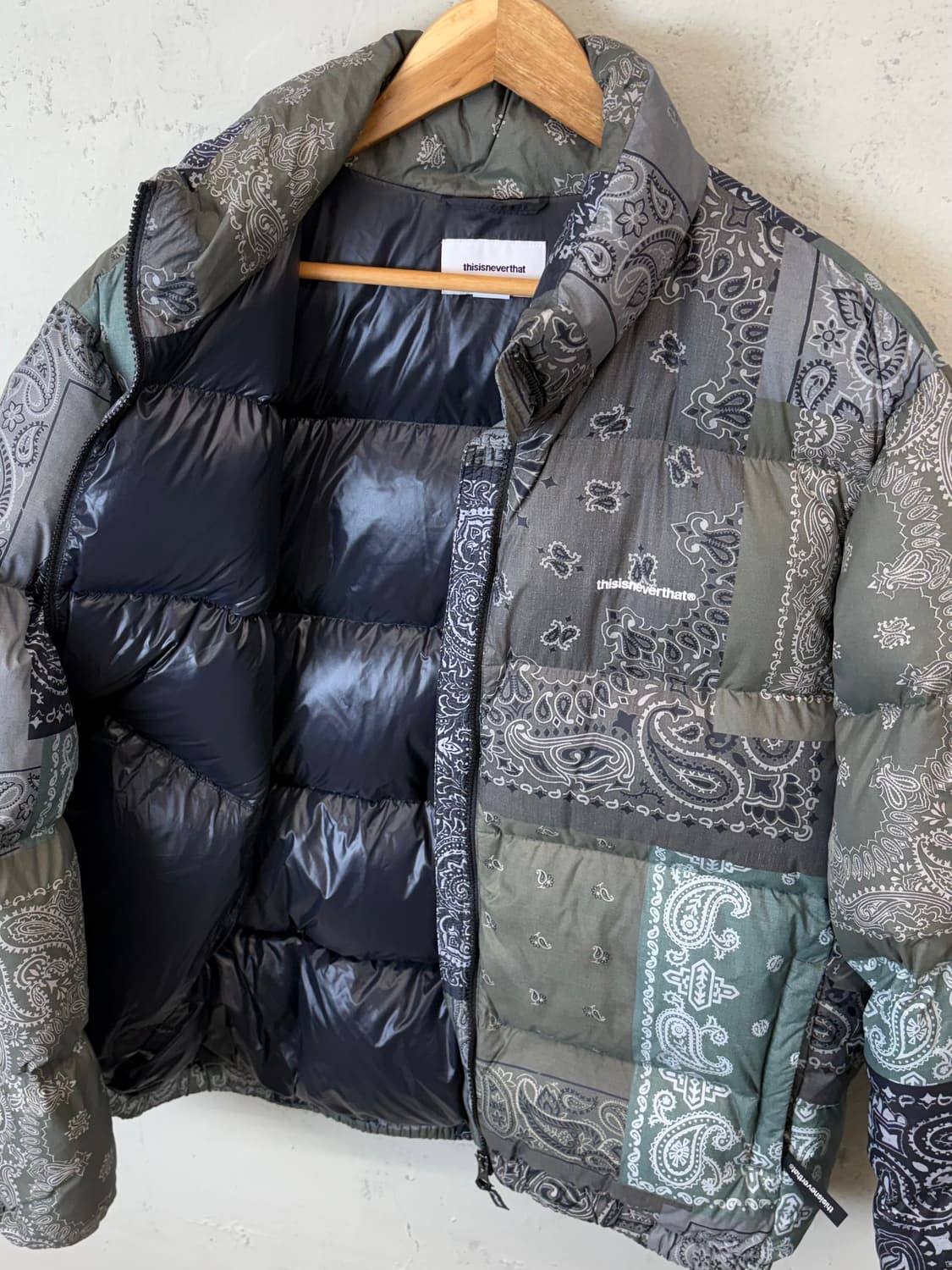 디스이즈네버댓 반다나 퍼텍스 다운 패딩 상품이미지6