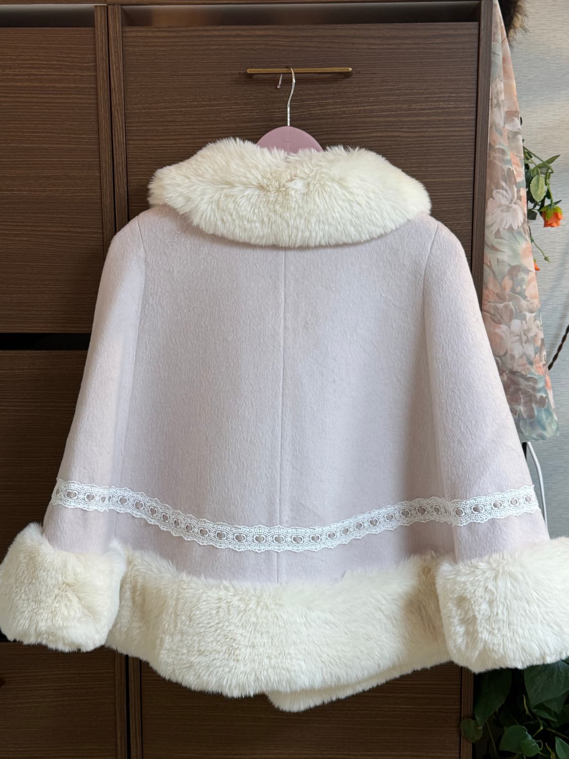 리즈리사 2025fw신상 샤기 리본 판초 상품이미지3