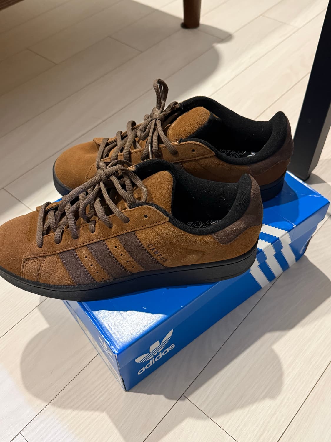 [270] 아디다스 시바타 히카리 캠퍼스 상품이미지1