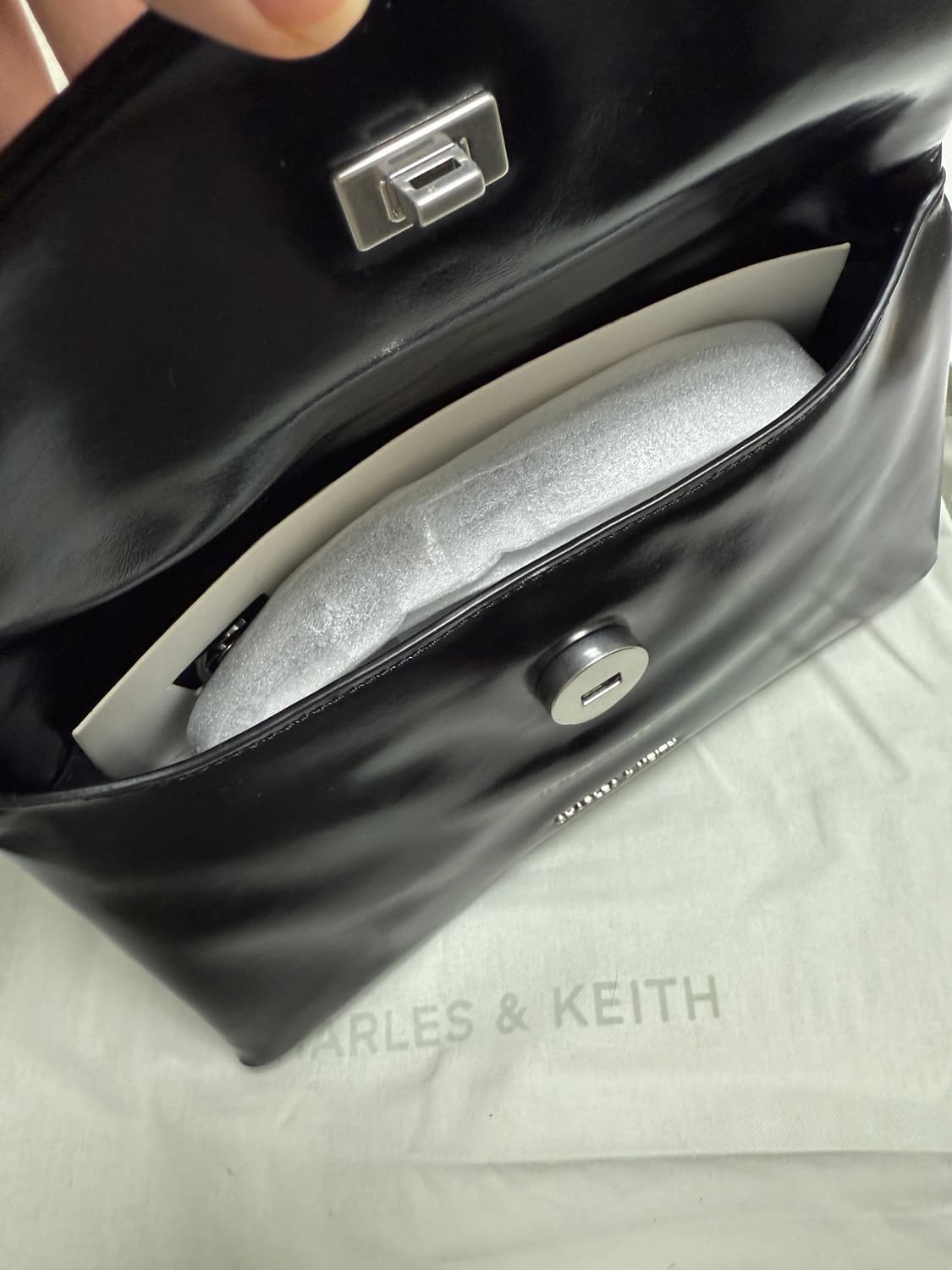 찰스앤키스 토트 체인 크로스백 새상품 상품이미지5