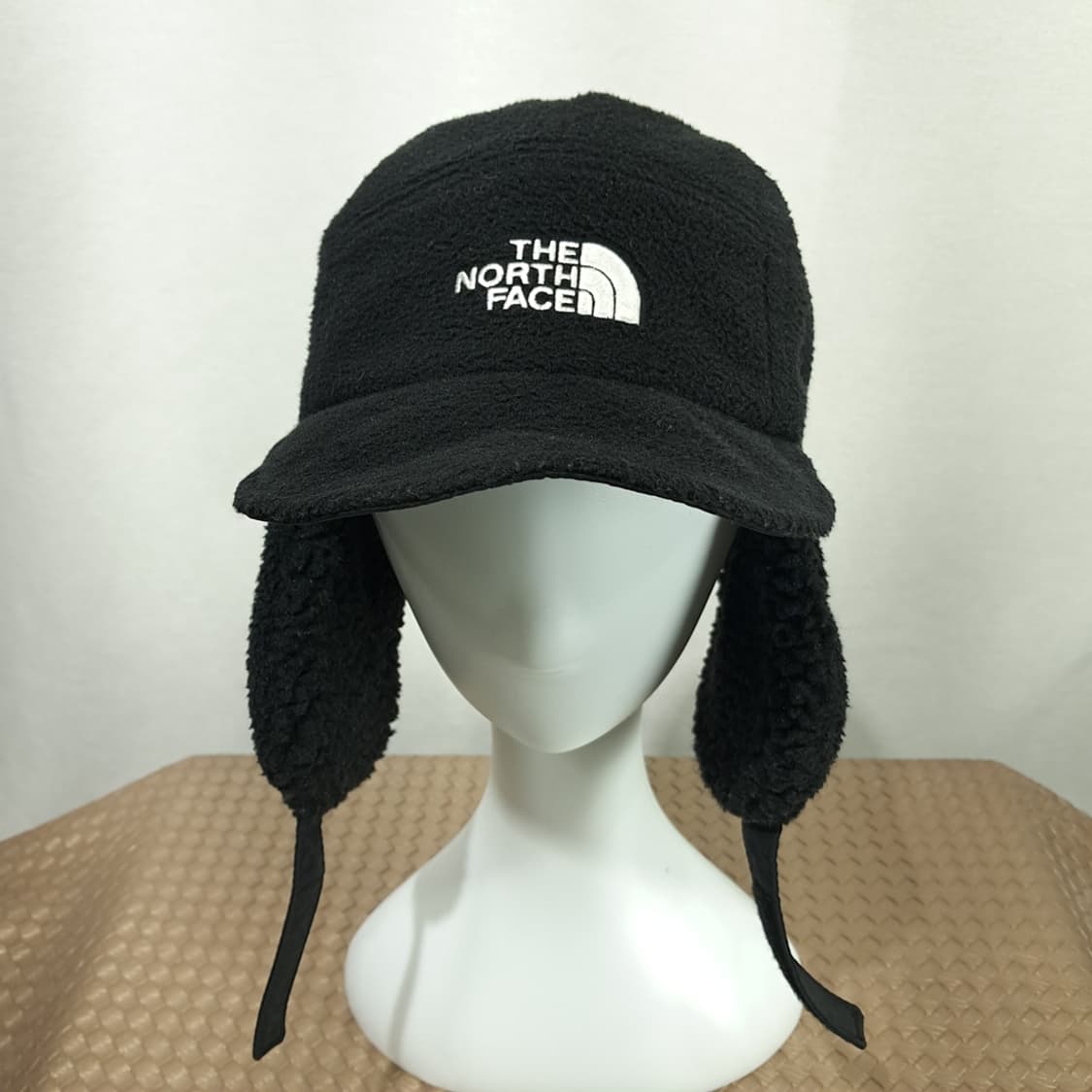 노스페이스 블랙 에코 보아 플리스 이어플랩 캡 P2024 상품이미지3