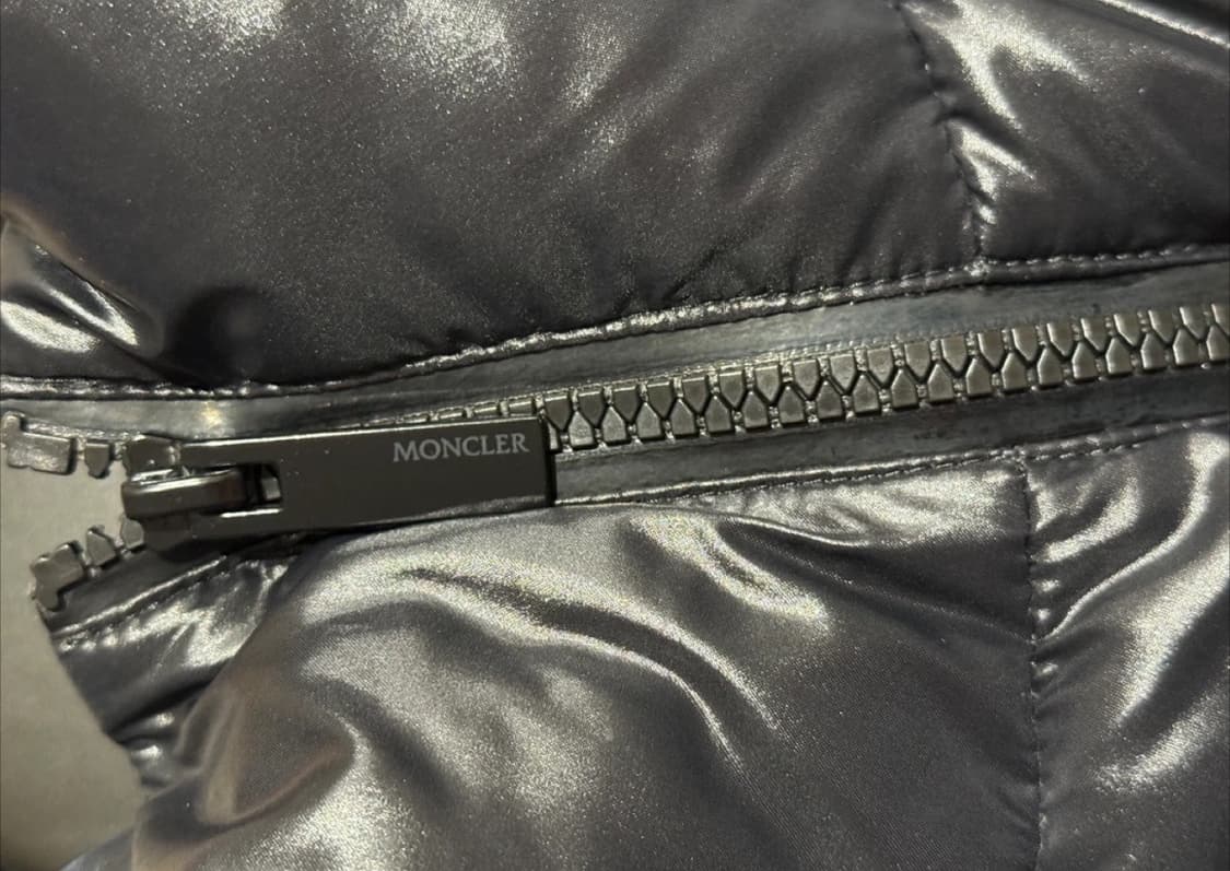 몽클레어 경량패딩 숏다운  상품이미지8