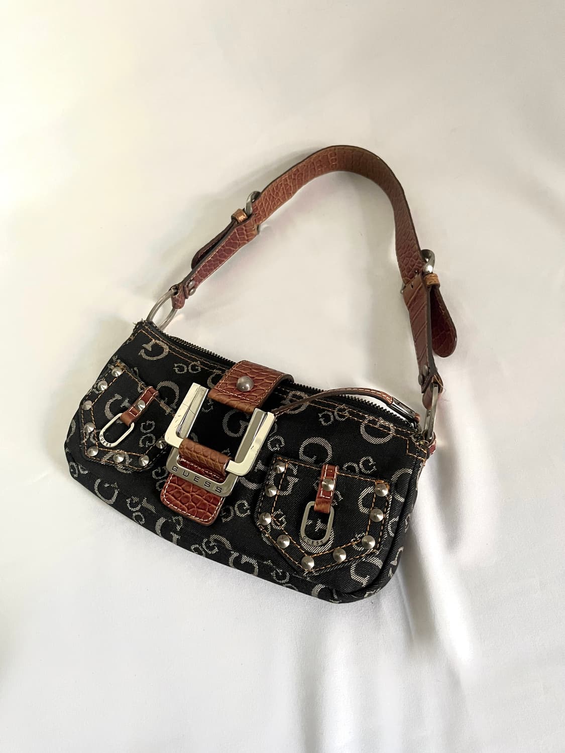 Guess 00s denim stud bag 상품이미지4