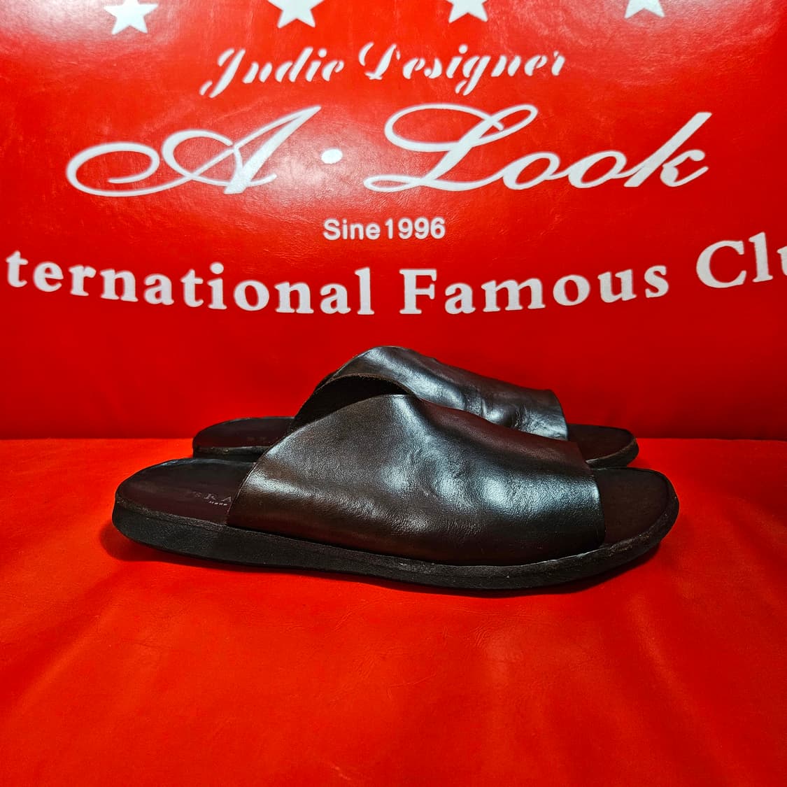 브라도르(Brador) in Italy 브이컷 가죽 슬리퍼 37.5 상품이미지3