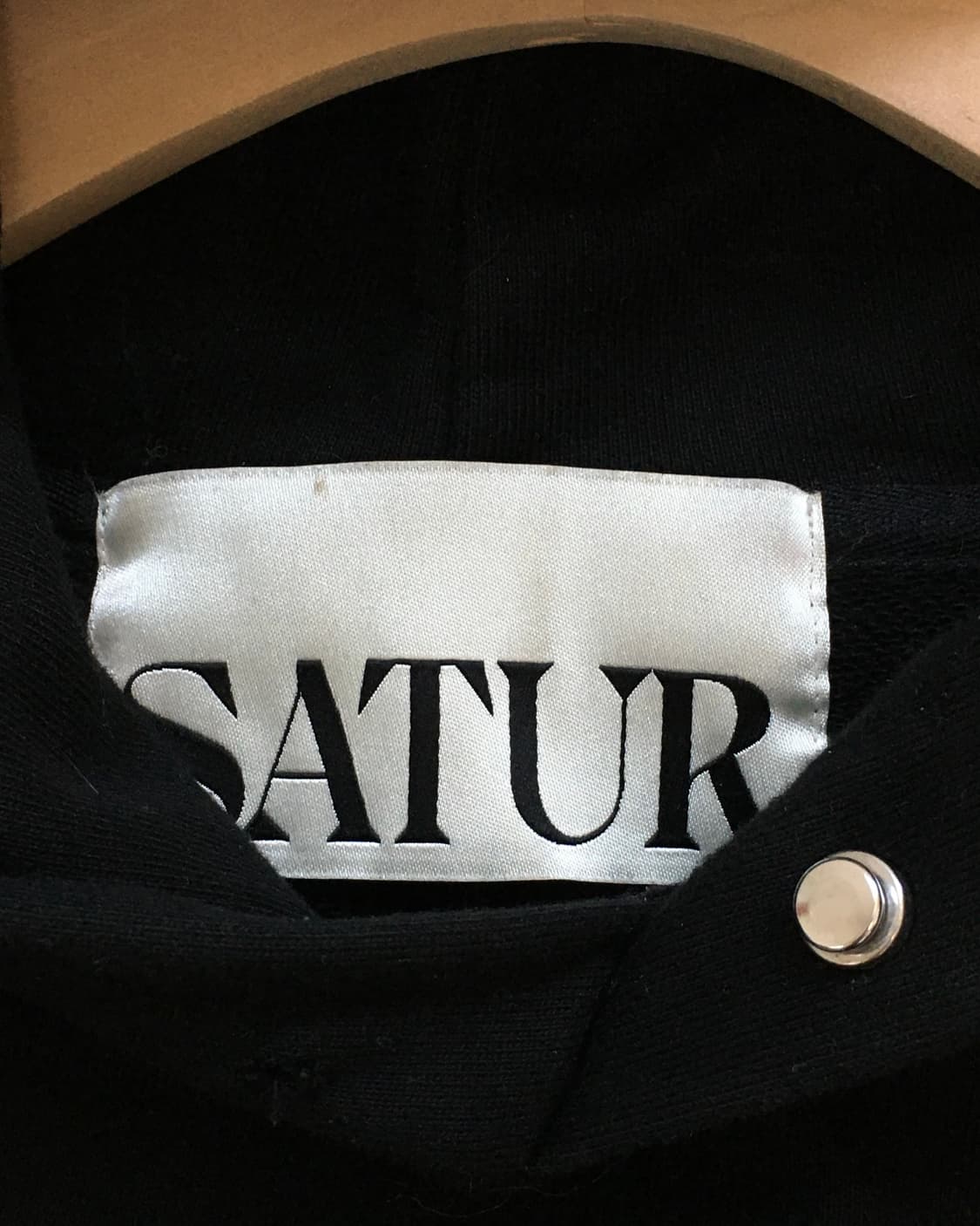 Satur 새터 블랙 빅로고 후디  상품이미지7