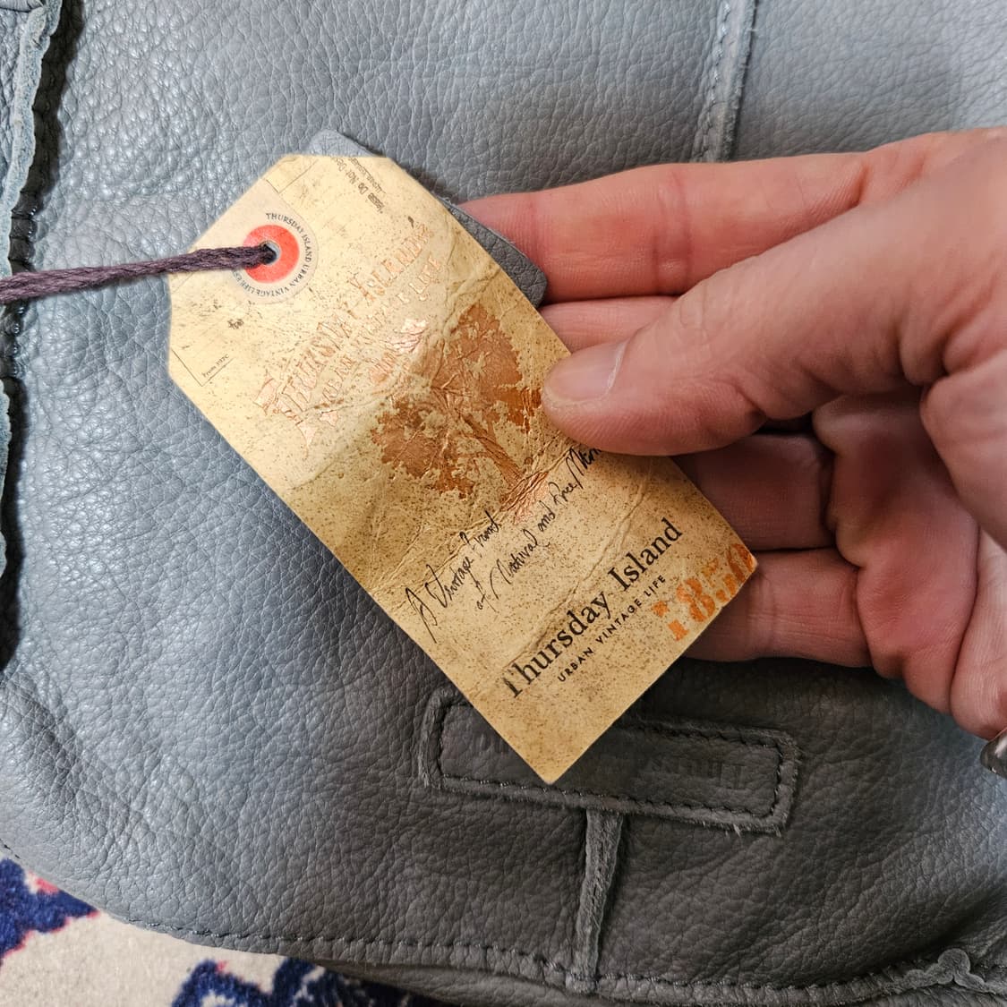 (새상품)써스데이아일랜드 보헤미안 테슬 가죽 미니 크로스백 상품이미지8