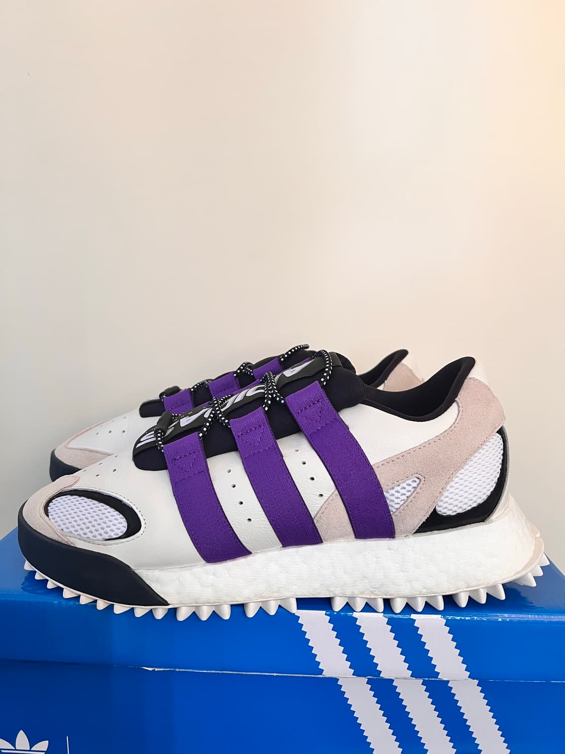 아디다스 알렉산더 왕 콜라보 왕바디 운동화 새상품 상품이미지10