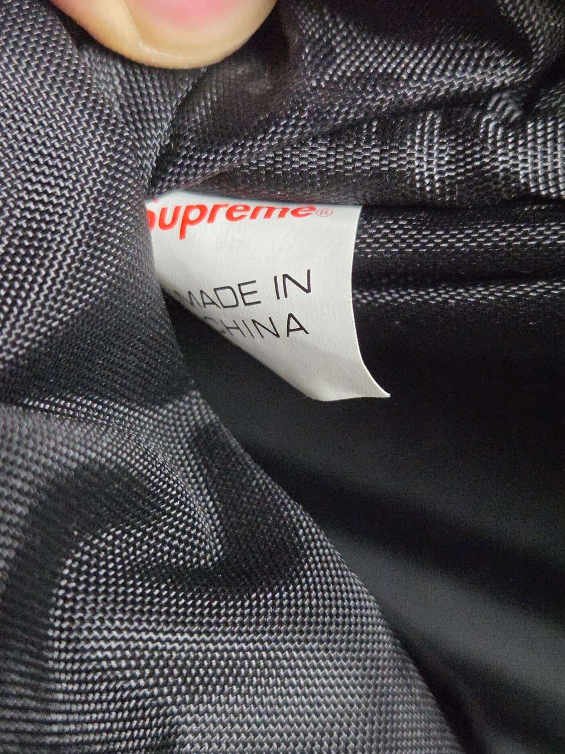 슈프림 18 백팩 상품이미지2