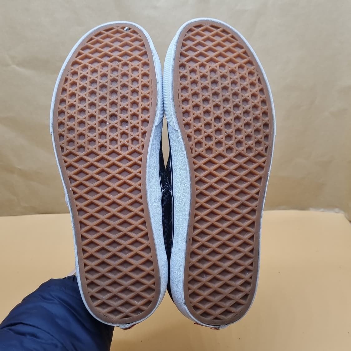 반스 어센틱 모노그램 남성스니커즈265. 상품이미지3