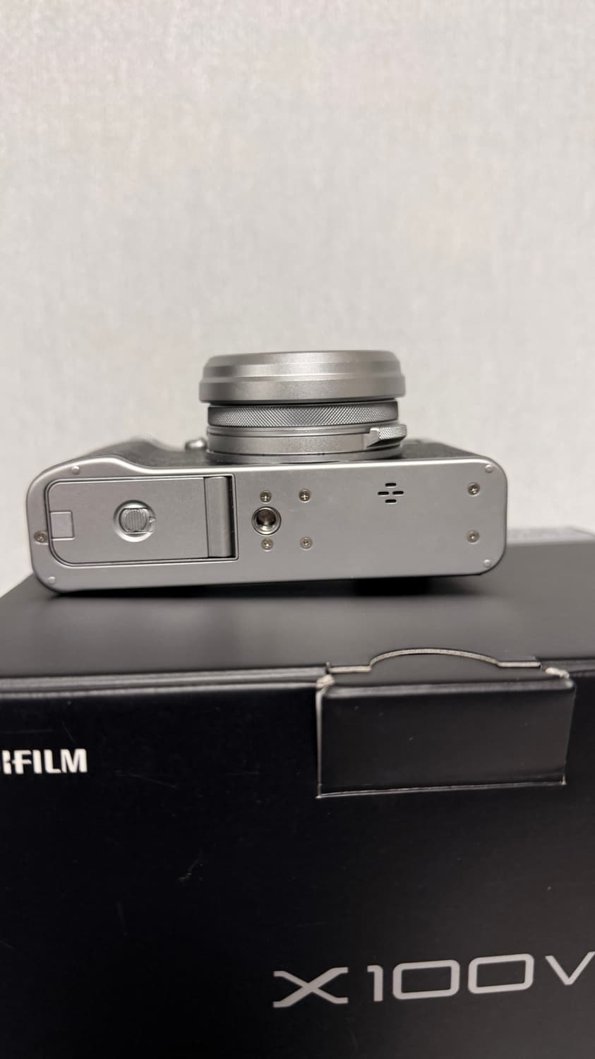 X100v 실버 판매합니다  상품이미지4