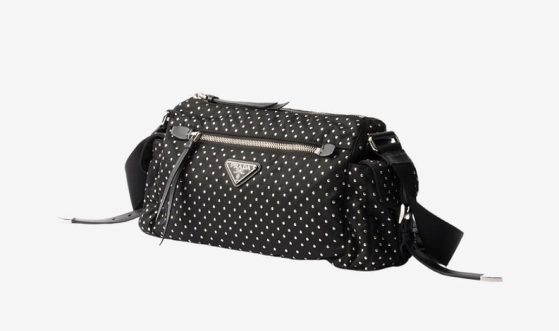 프라다 리나일론 백 스터드 블랙 상품이미지3