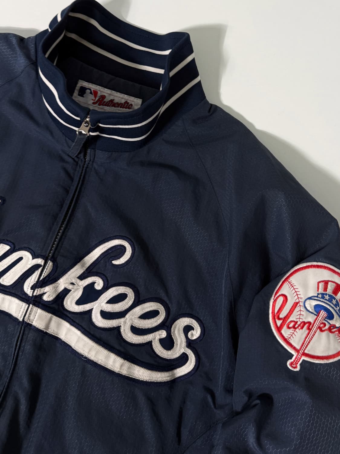 마제스틱 오버핏 90‘s 뉴욕양키즈 베이스볼 봄버 자켓 상품이미지6