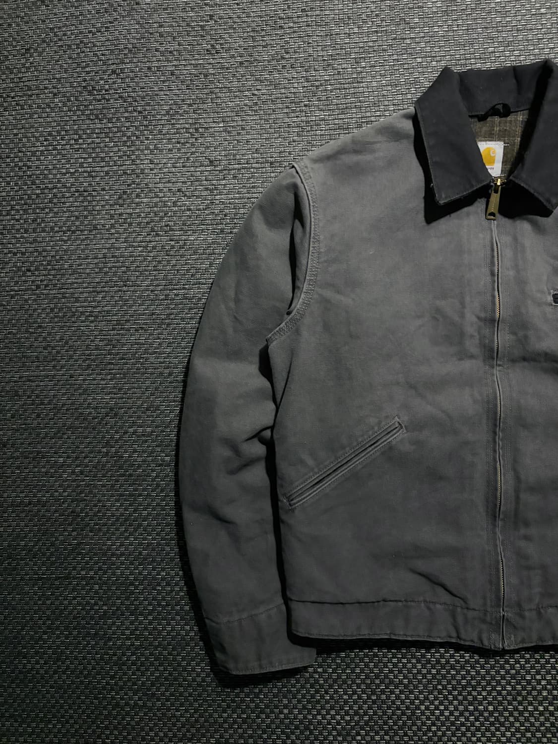 칼하트 디트로이트 J97 GVL M/R 상품이미지2