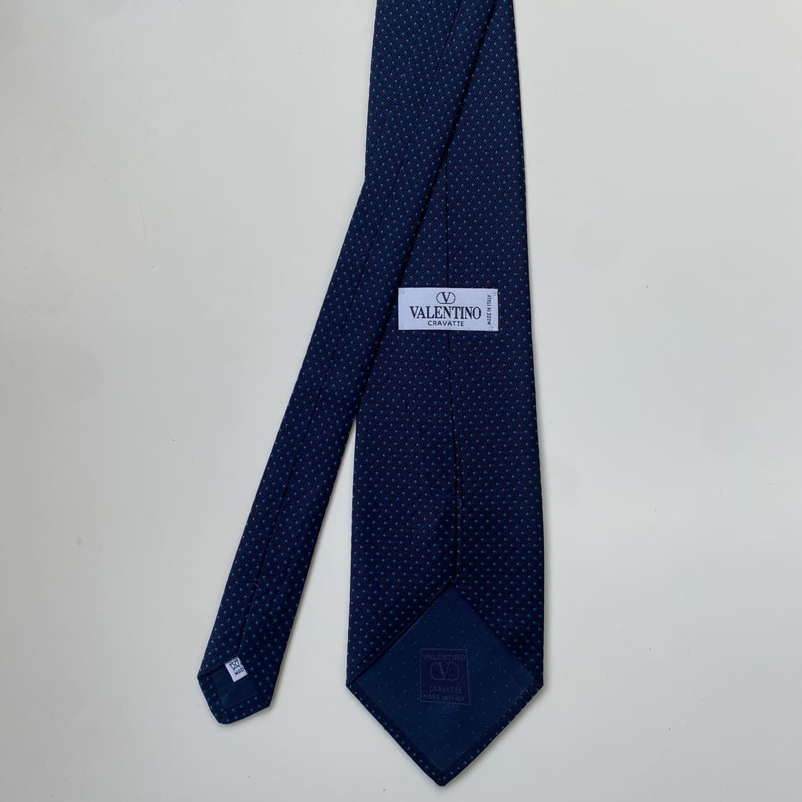 발렌티노(Valentino Garavani) 심플로고 정품 명품넥타이 상품이미지3