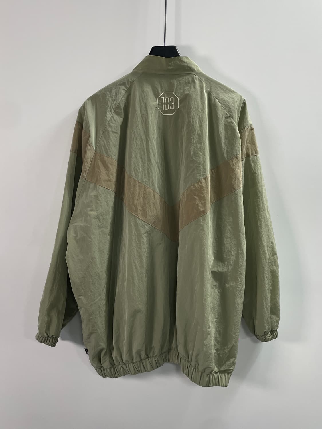 아이앱스튜디오 DP 빅사이즈 ipfu 바람막이 (on.690) 상품이미지3