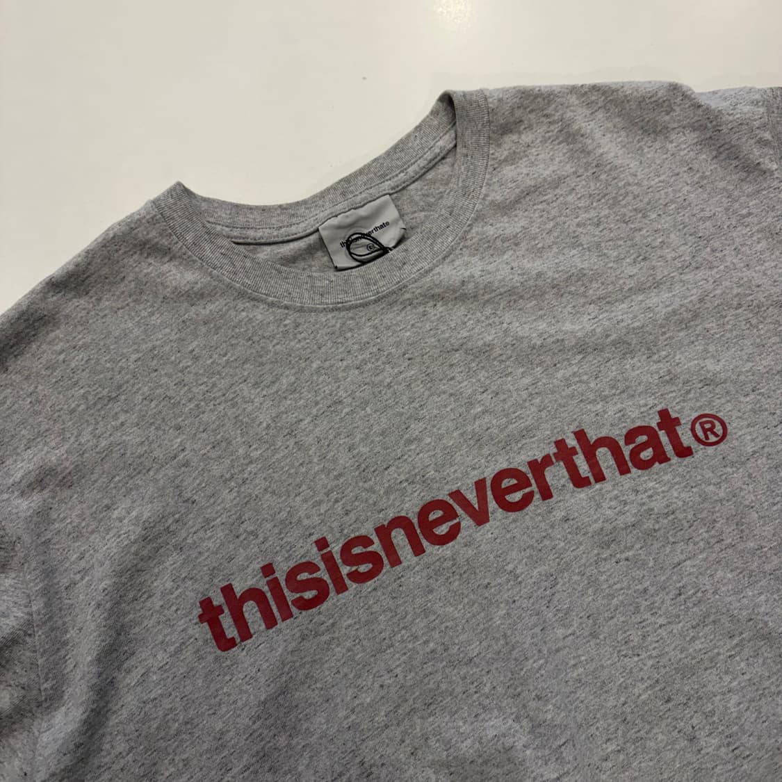 [L] 디스이즈네버댓 회색 반팔 티셔츠 헤더그레이 D692 상품이미지3