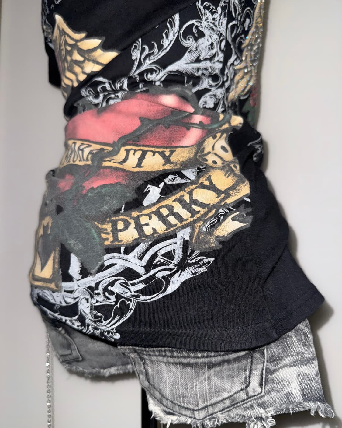 디그딥 블랙 큐빅 와투케 펑크 반팔탑 상품이미지4